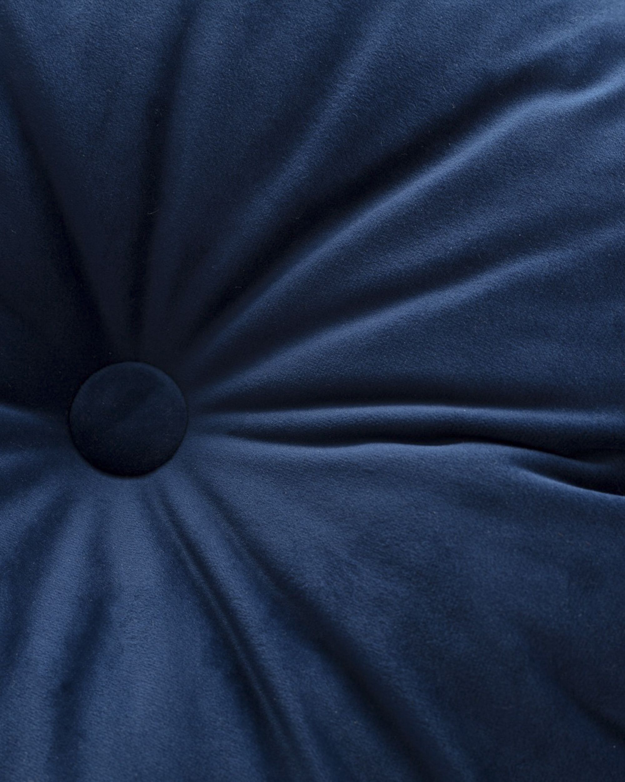 Rund velourpude farve marineblå stof blank, velour (hover)